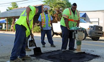 Streets and Storm Drains Crew at Work